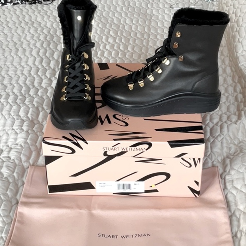 Stuart Weitzman shearling lined leather boots